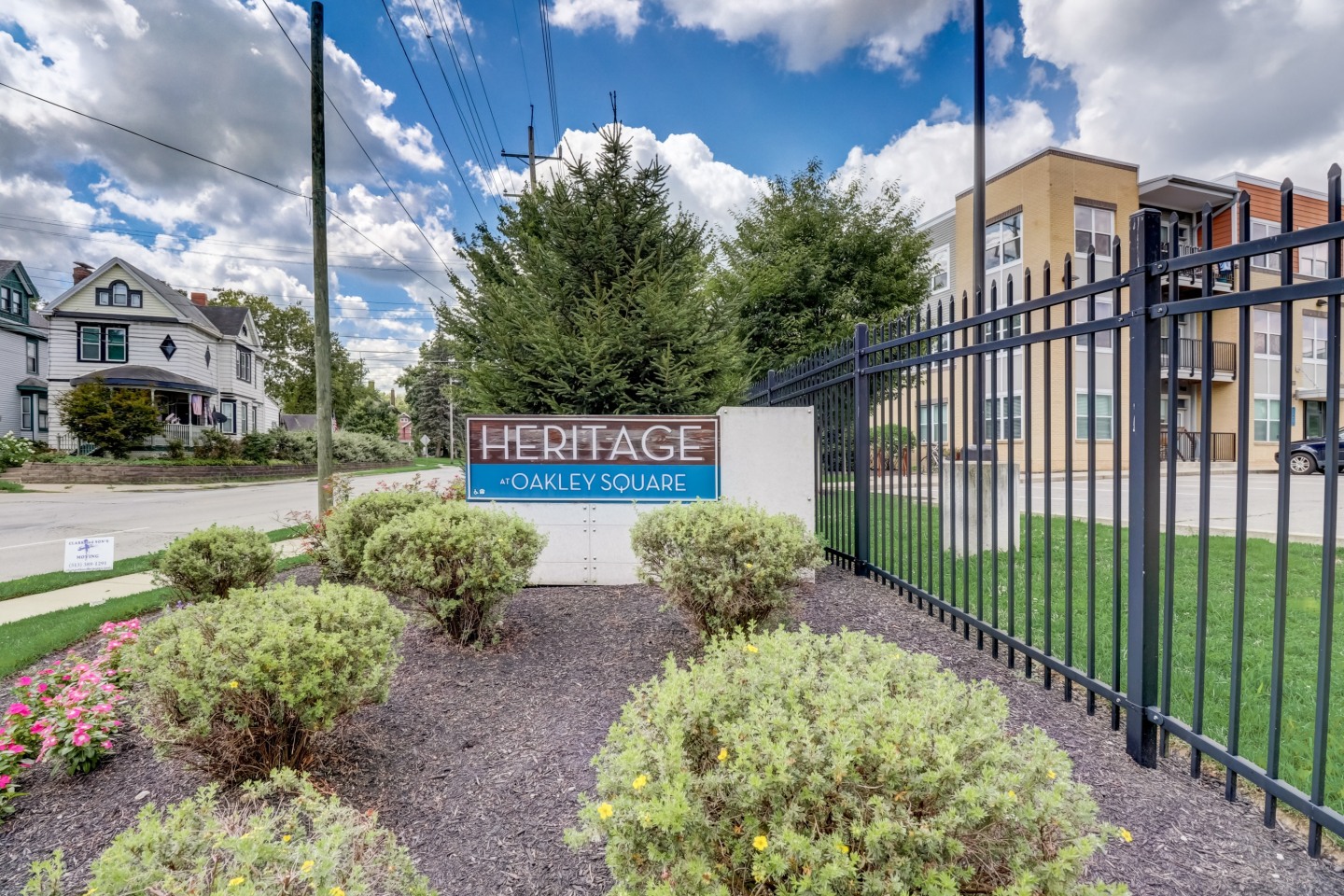 Heritage at Oakley Square Image 21