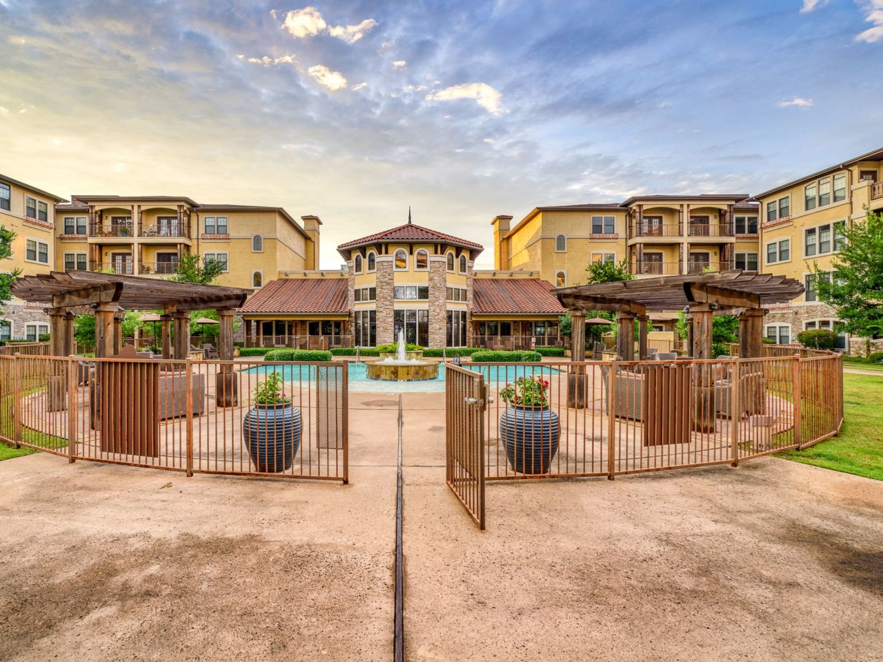 Aventine at Kessler Park Image 11