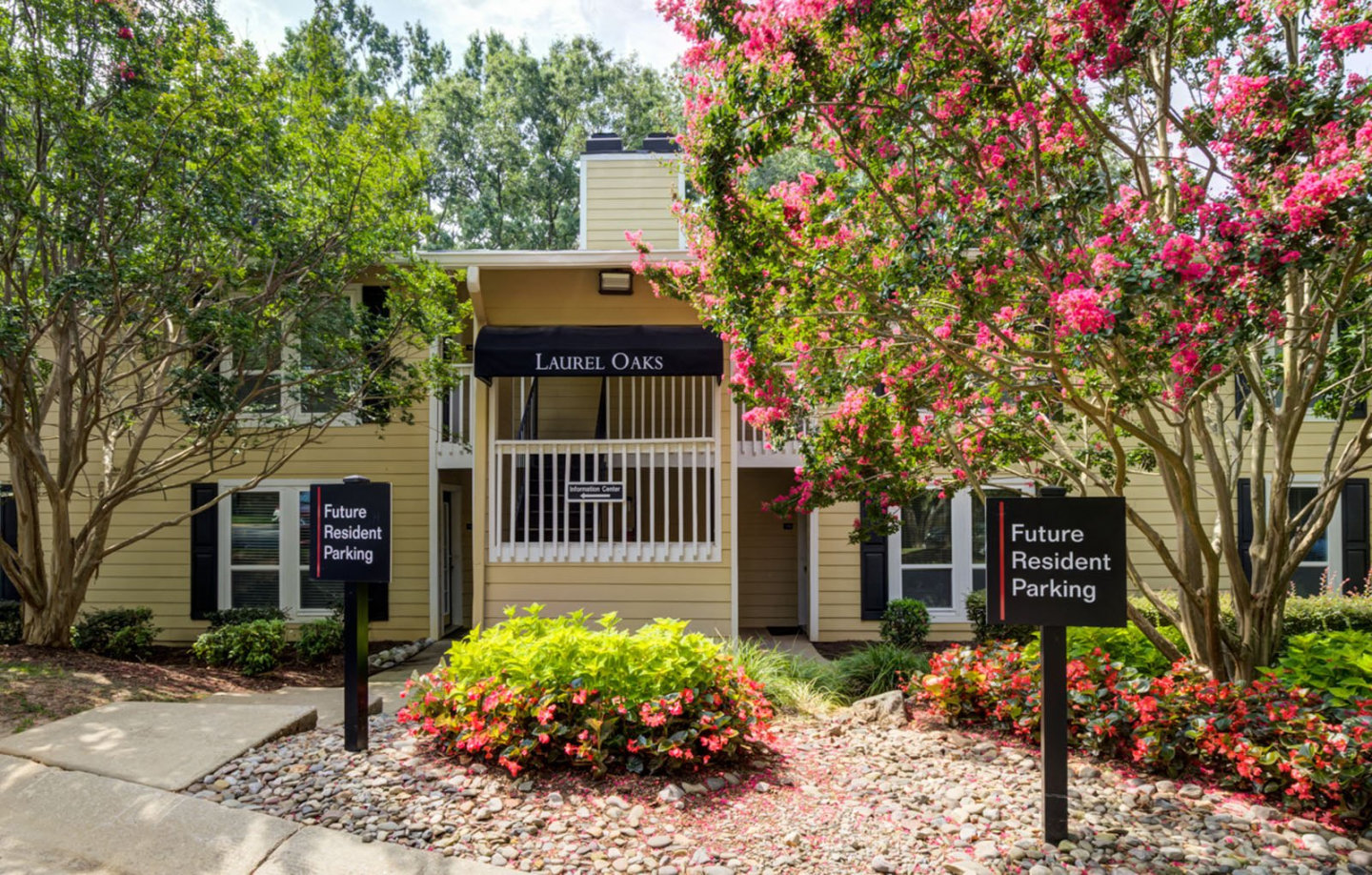 Laurel Oaks Image 1