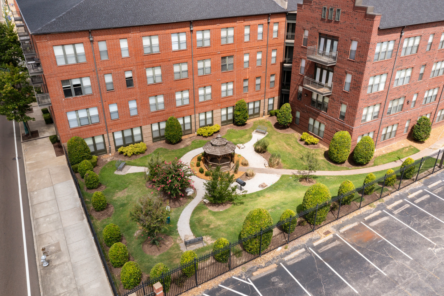 Fielder Square Image 38