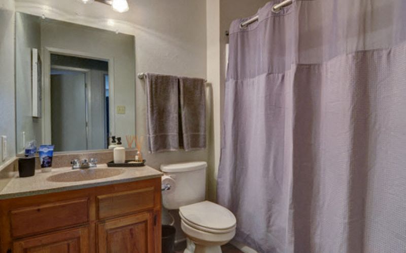 Darby Square Apartments Image 8