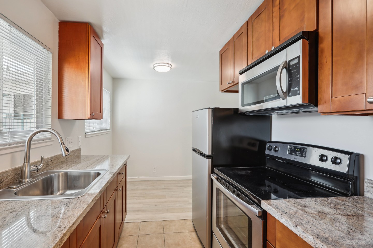 265 Vernon Street Apartments Image 29