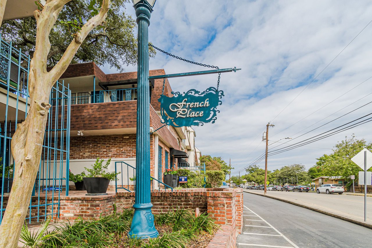French Place Image 33