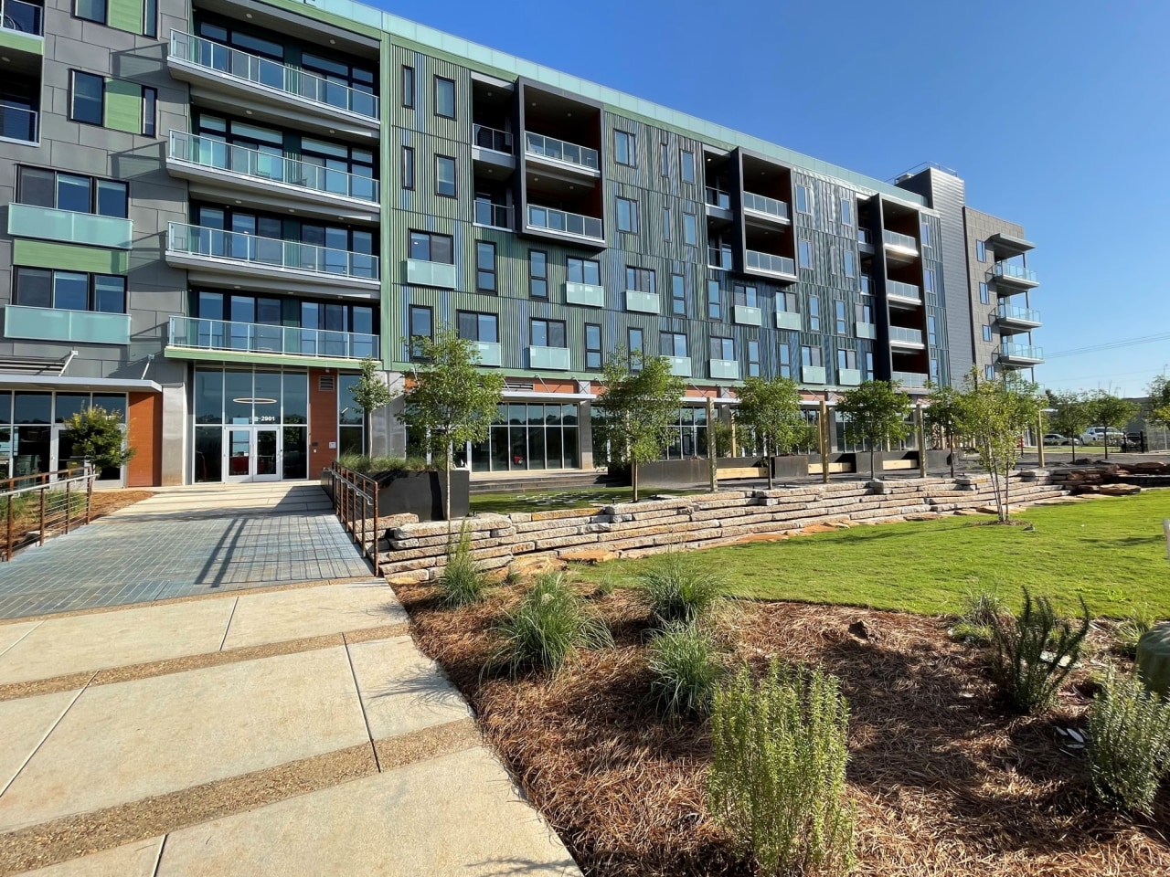Lakeview Green Image 1