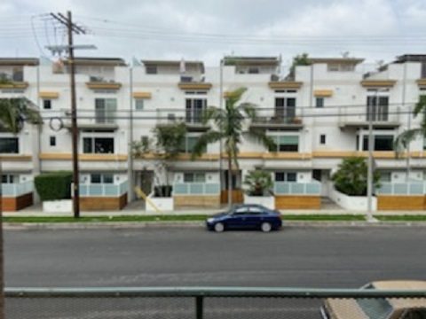 1210 N Las Palmas Ave Image 6