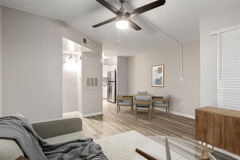 Rise on Cave Creek Image 11