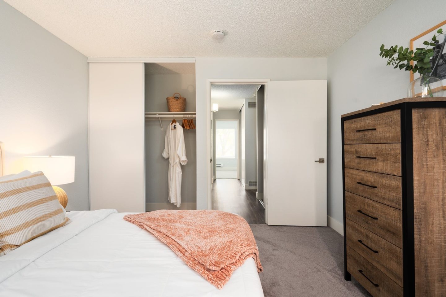 The Arbors Apartments Image 7