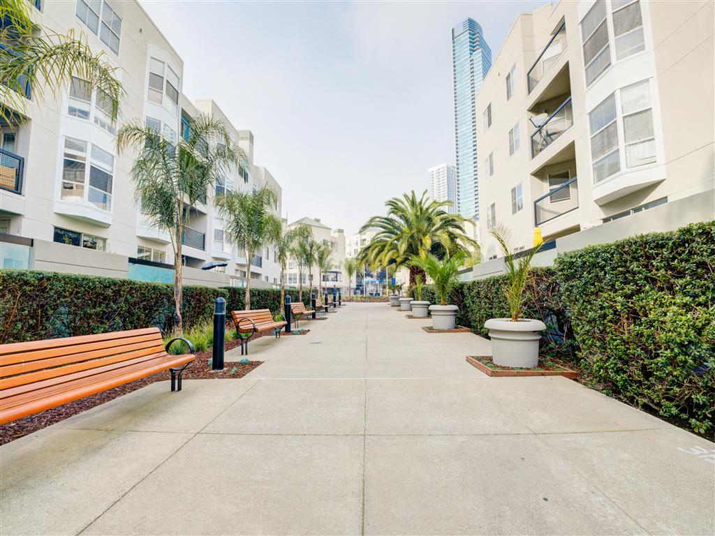Bayside Village Image 41