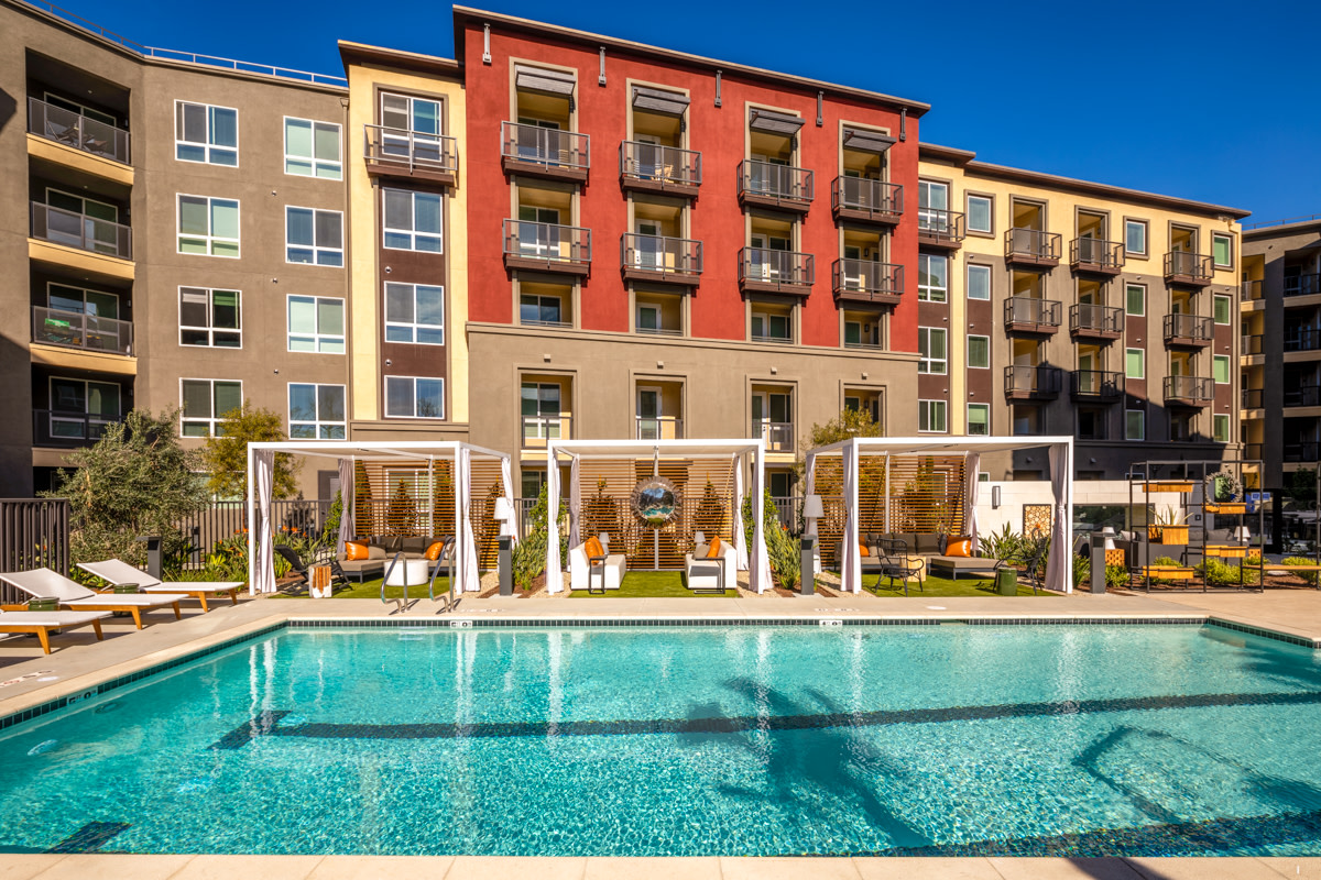 Clarendon Apartments Image 9