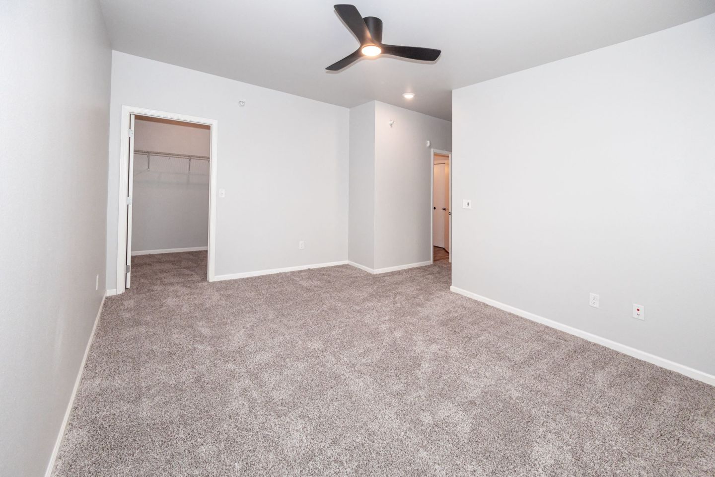 Meadowlark Place Image 36