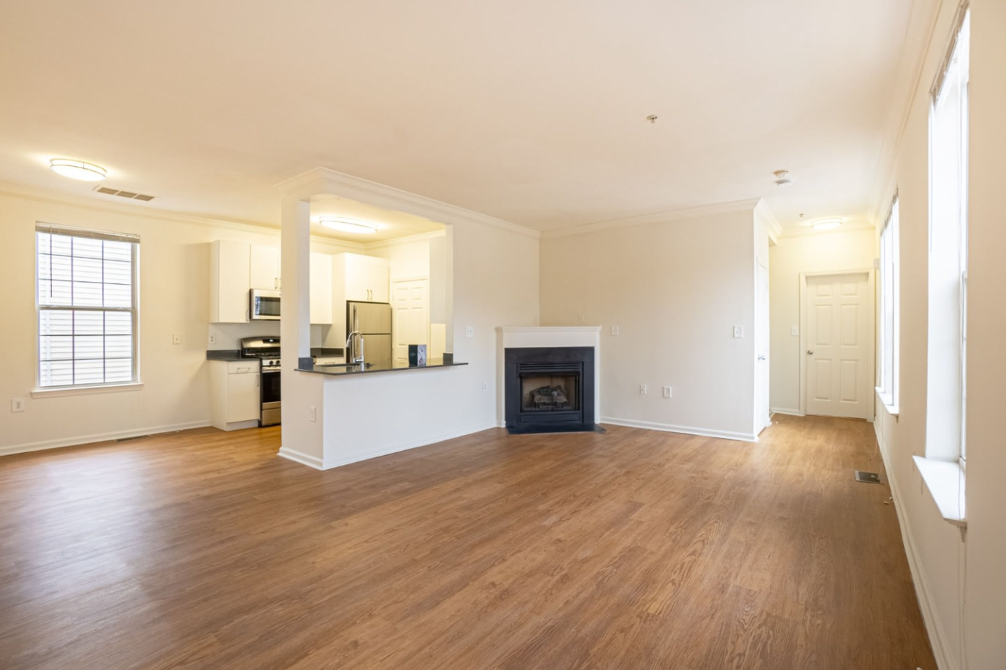 Halstead Alexandria Image 17