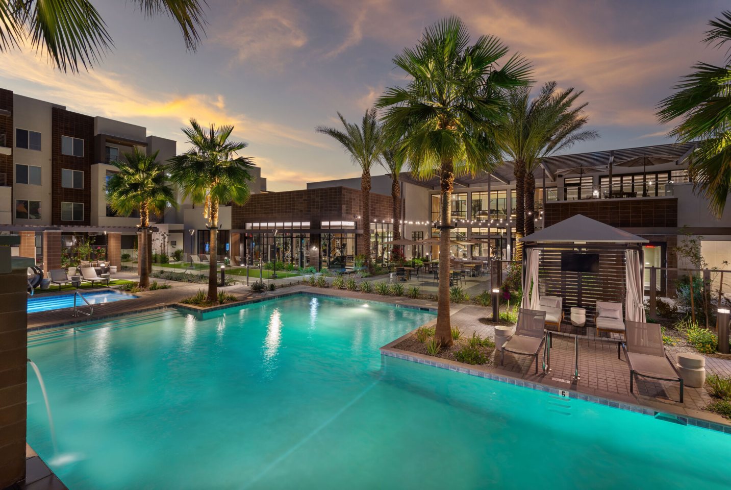 Town Chandler Image 19