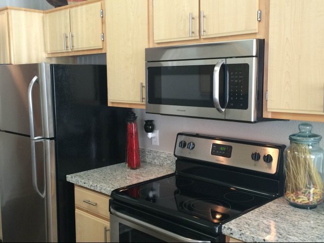 Pinnacle at Galleria Luxury Apartments Image 20