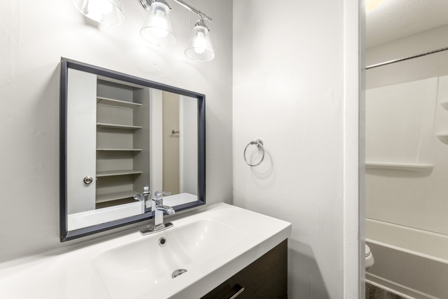 Woodbriar Management Image 32