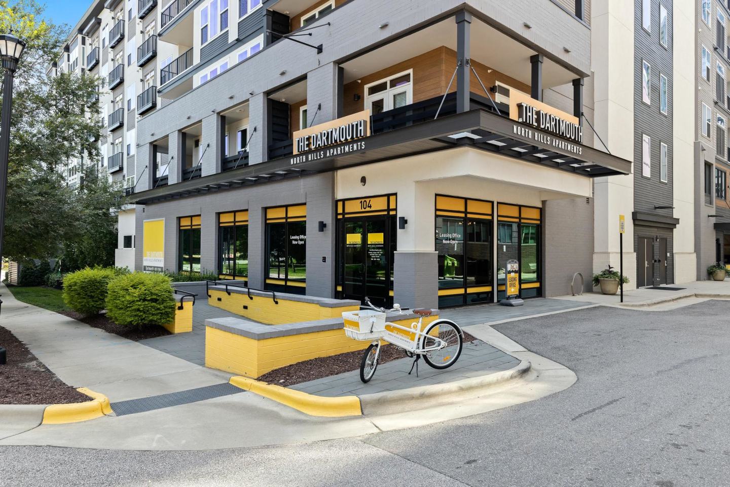 The Dartmouth North Hills Apartments Image 15