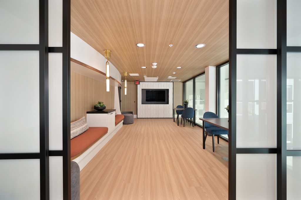 Begonia Place Image 30