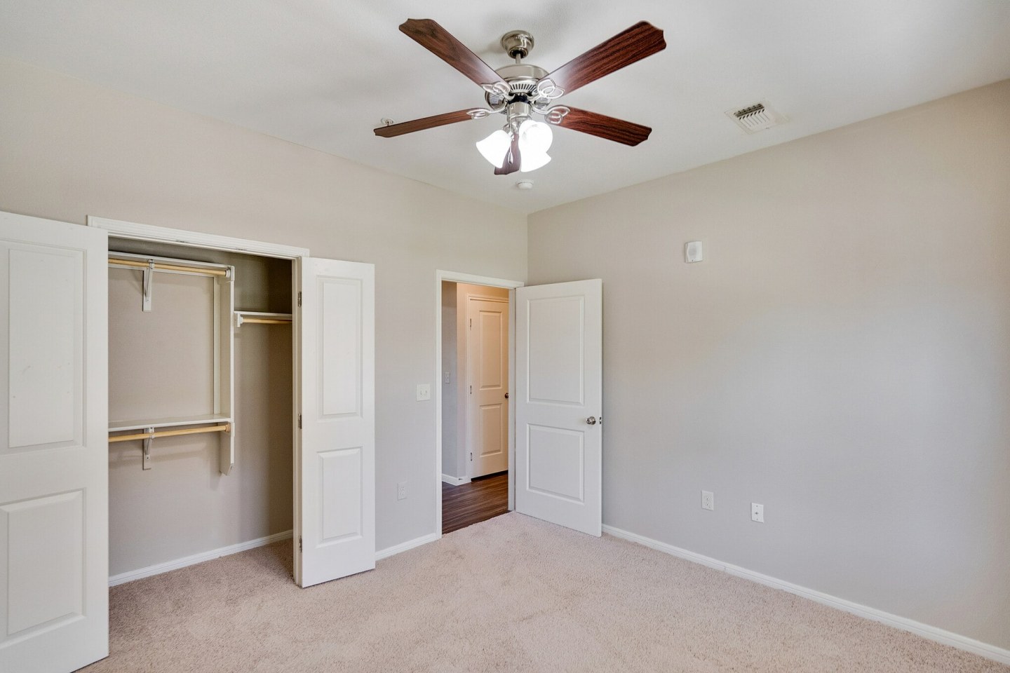 Rolling Hills Townhomes Image 22