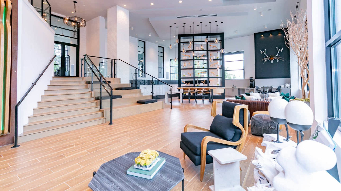 Luna Upper Westside Image 3