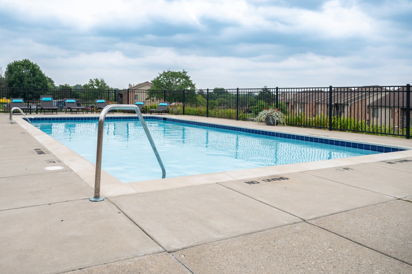 Pine Ridge Apartments Image 22
