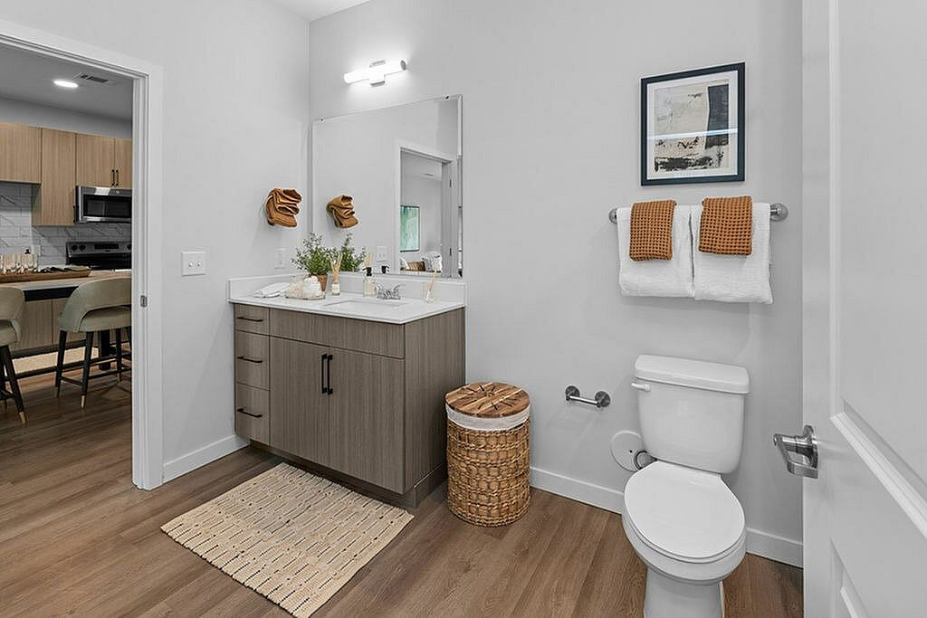 Perimeter Pointe Image 7
