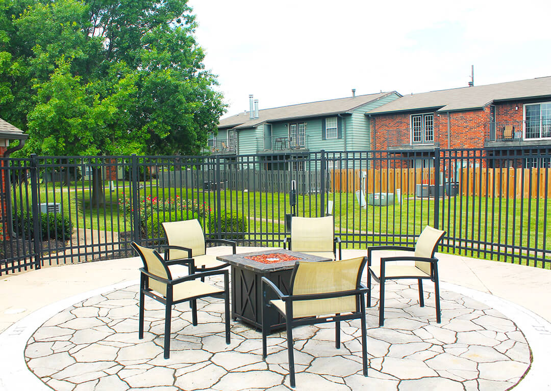 Pavilion Lakes Apartments Image 24