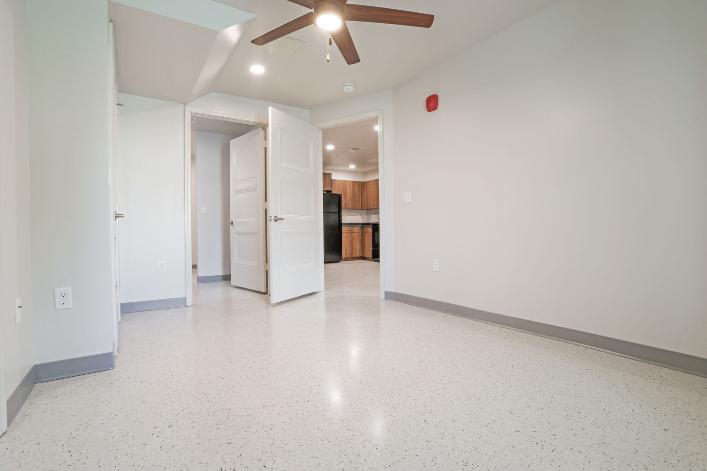 Landmark 301-Senior Living Image 6