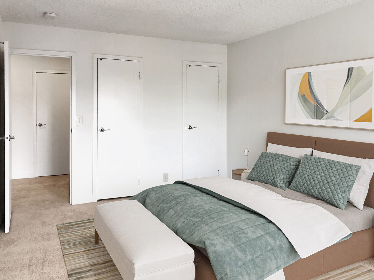 Towne Towers Image 7