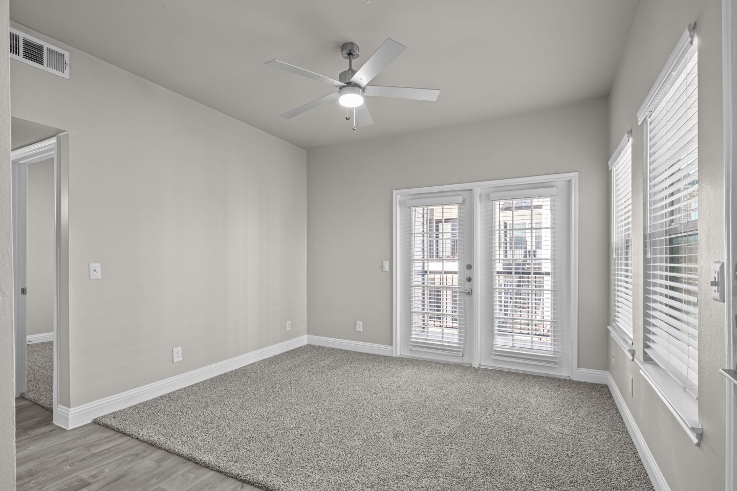 Larkin Apartment Homes Image 69