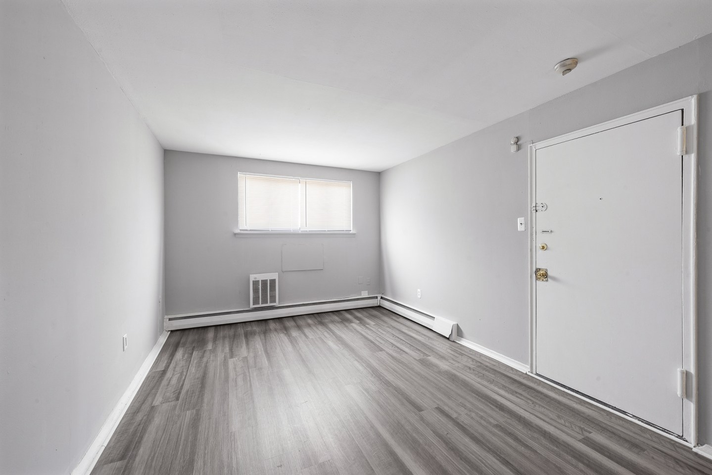Hammond Garden Apartments Image 4
