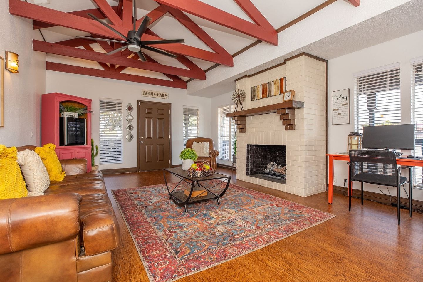 Fredericksburg Place Image 15