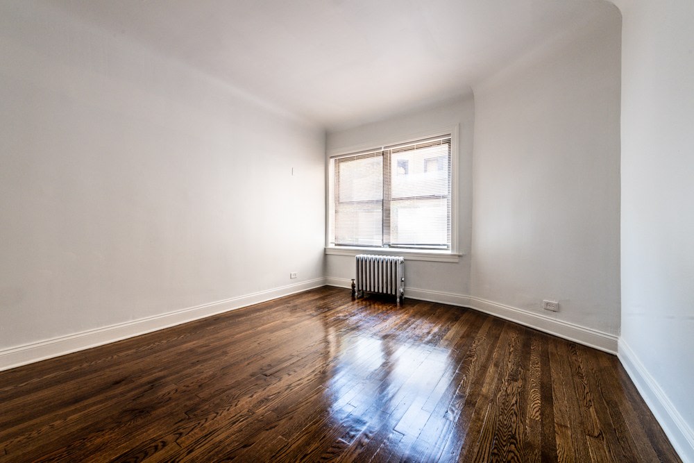 8100 S Essex Ave. Image 11