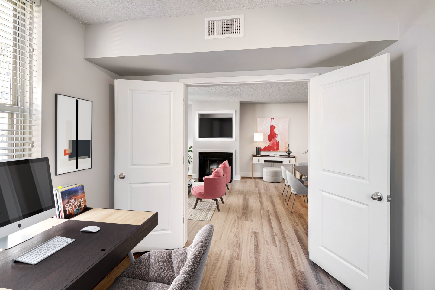 Massachusetts Court Apartments Image 8