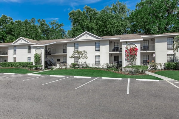 Grand Oaks Image 15