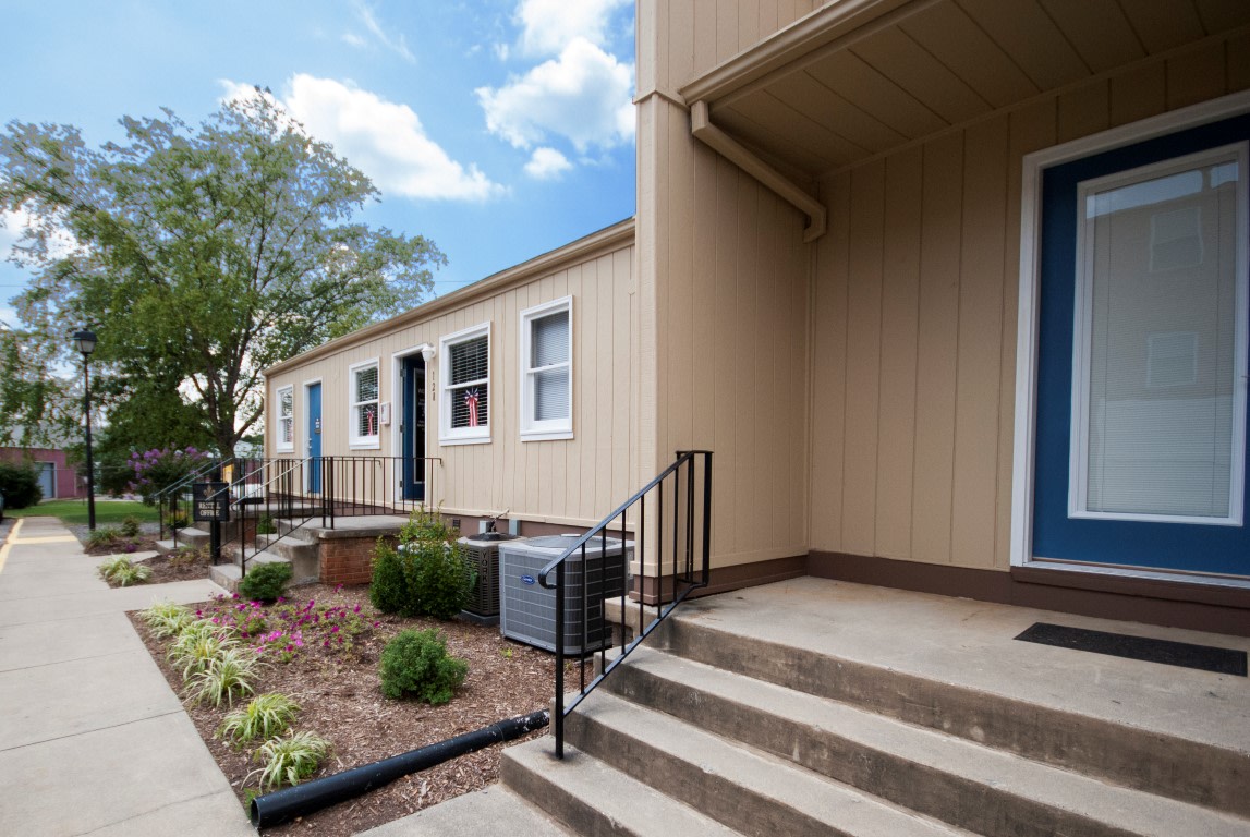 The Crest Apartments Image 2