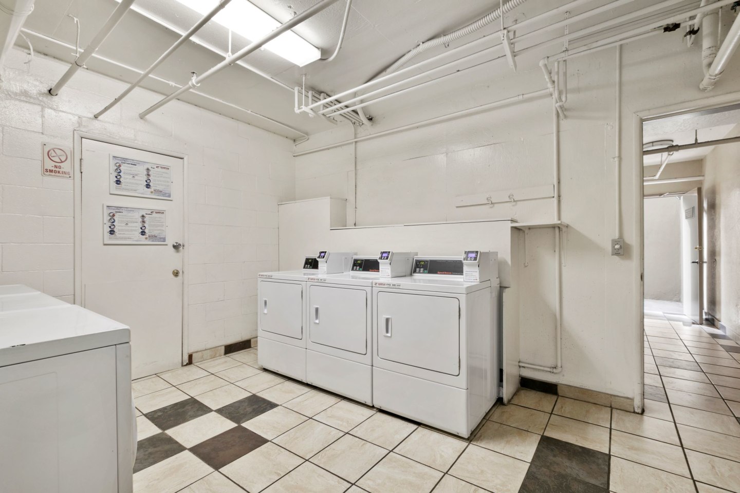 Jaclyn Terrace Image 5