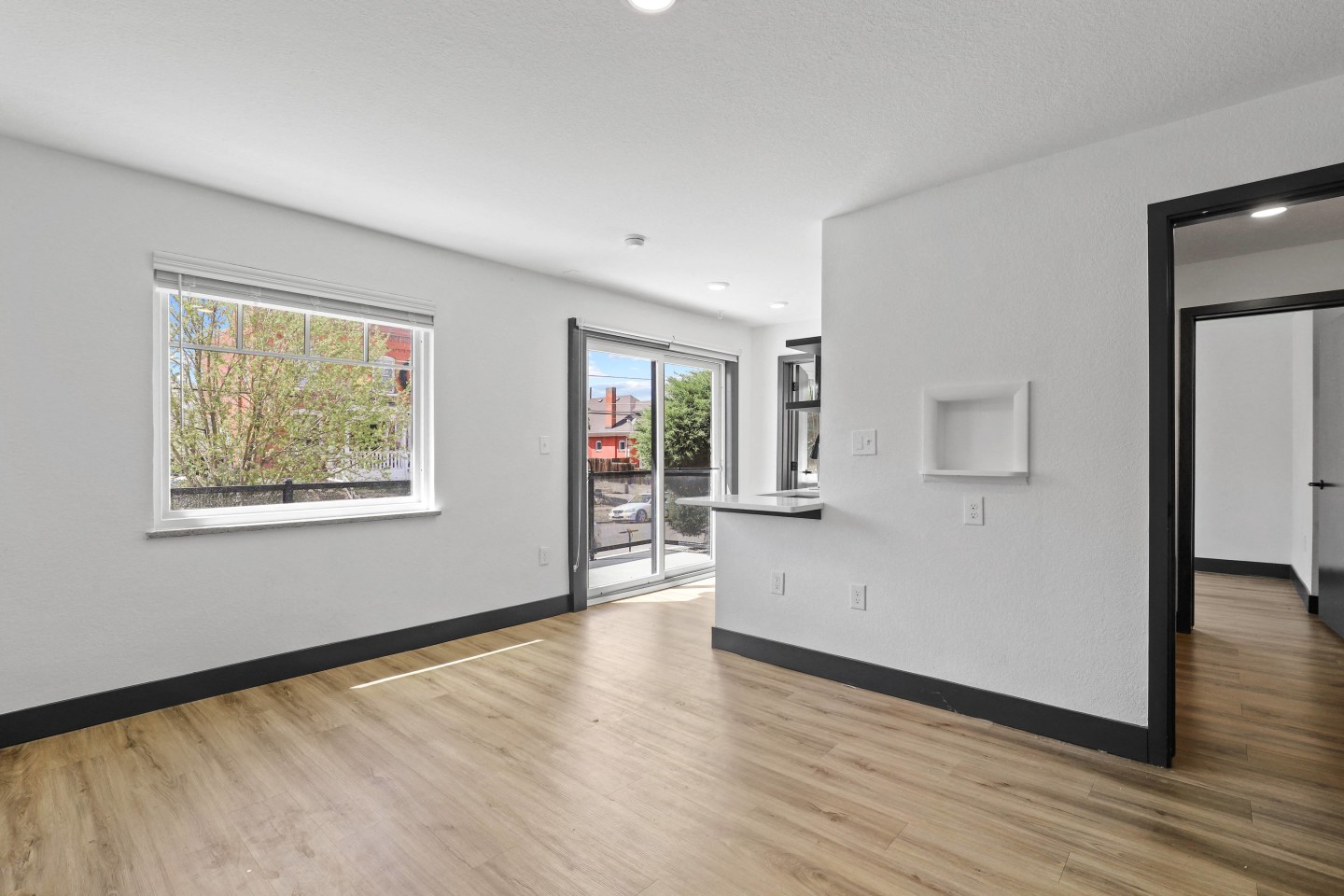 2751 W 28th Avenue Image 3