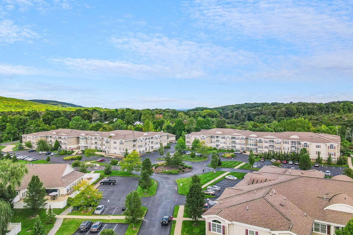 55+ Adult - Vineyard Commons Image 30