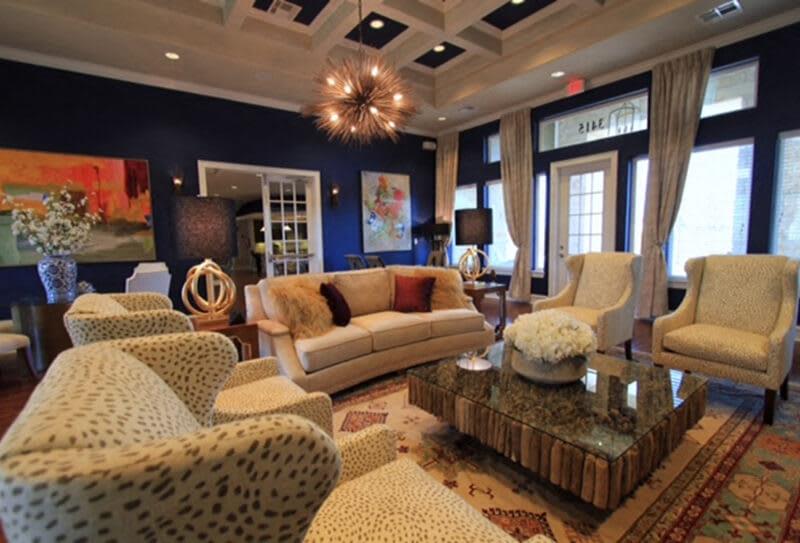 Residence at Gateway Village Image 10