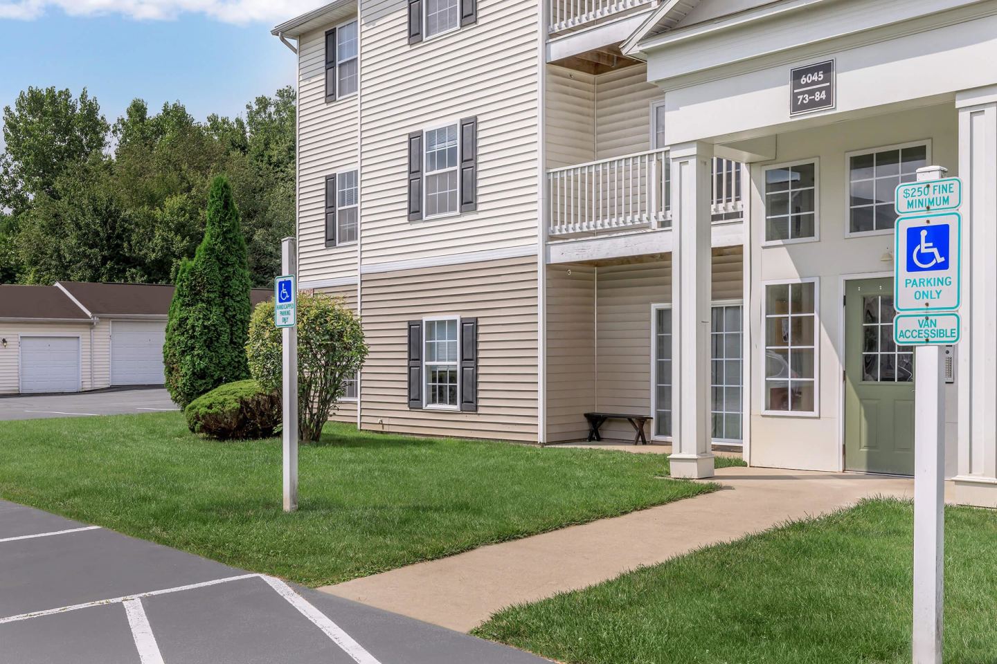 Pebblebrook Apartments Image 18