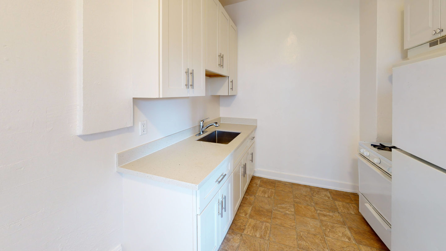 665 Eddy St Image 21
