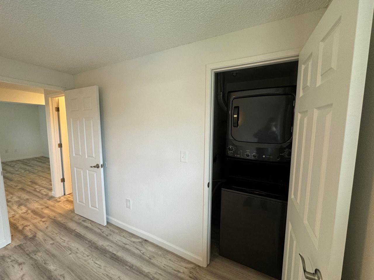 Garden View Apartments Image 18