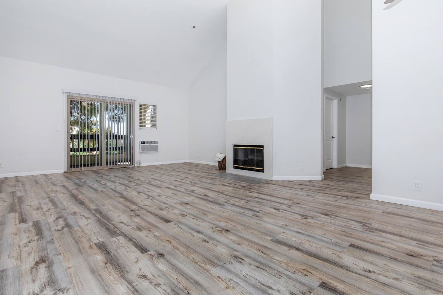 Paloma Vista Apartment Homes Image 82