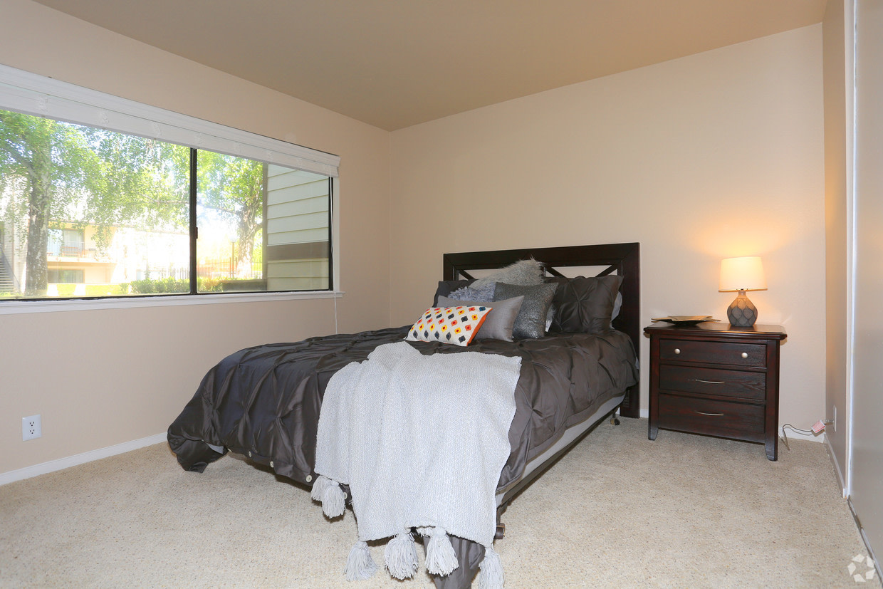 Hidden Creek Image 21