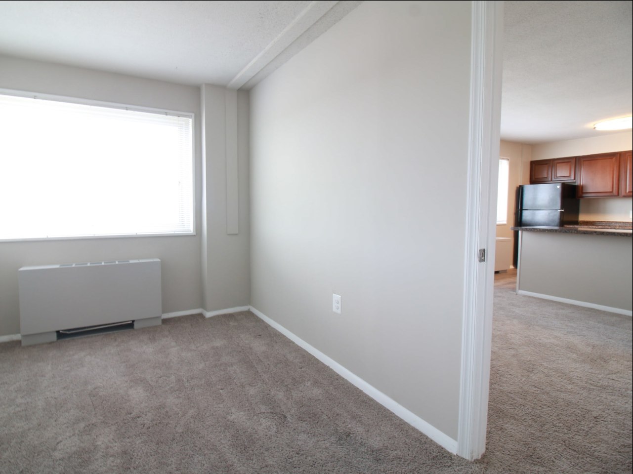 Hampshire Tower Apartments - Affordable Housing Image 14