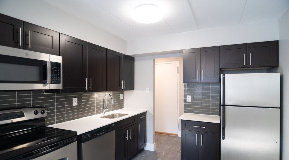 Laverock Place Apartment Image 7