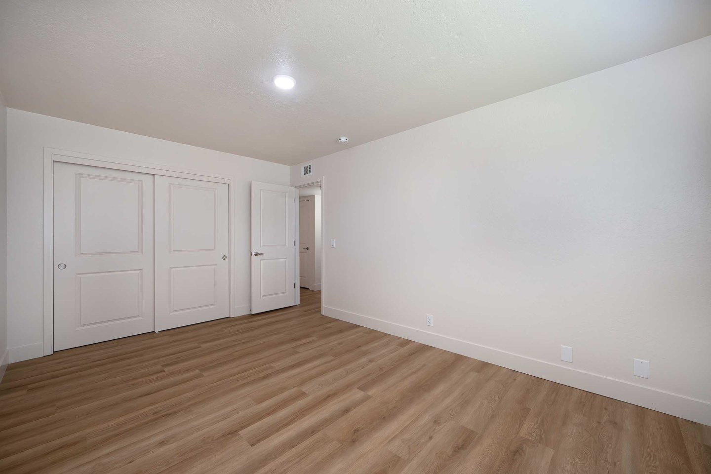 Brentwood Apartments Image 5