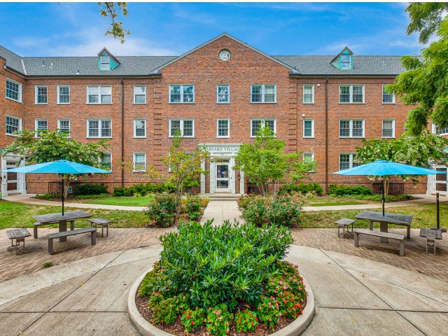 Harvard Village Image 16