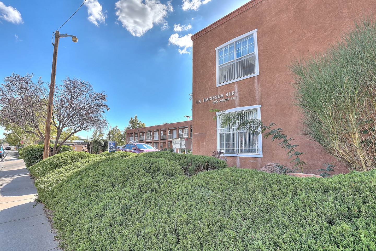 Hacienda Sur Apartments Image 3