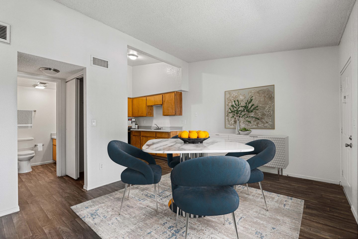 Regency Square Apartments Image 2