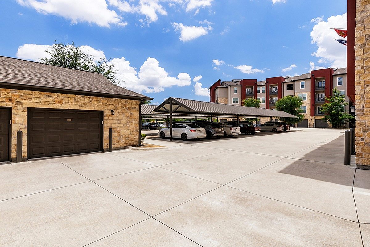 Larkspur at Twin Creeks - 55+ Senior Living Community Image 29